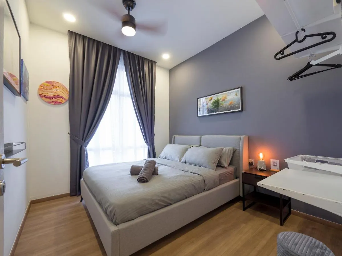 Apartment Artsy Homestay In Jb Town Center Near Foodcourt, Malls & Grocery Johor Bahru