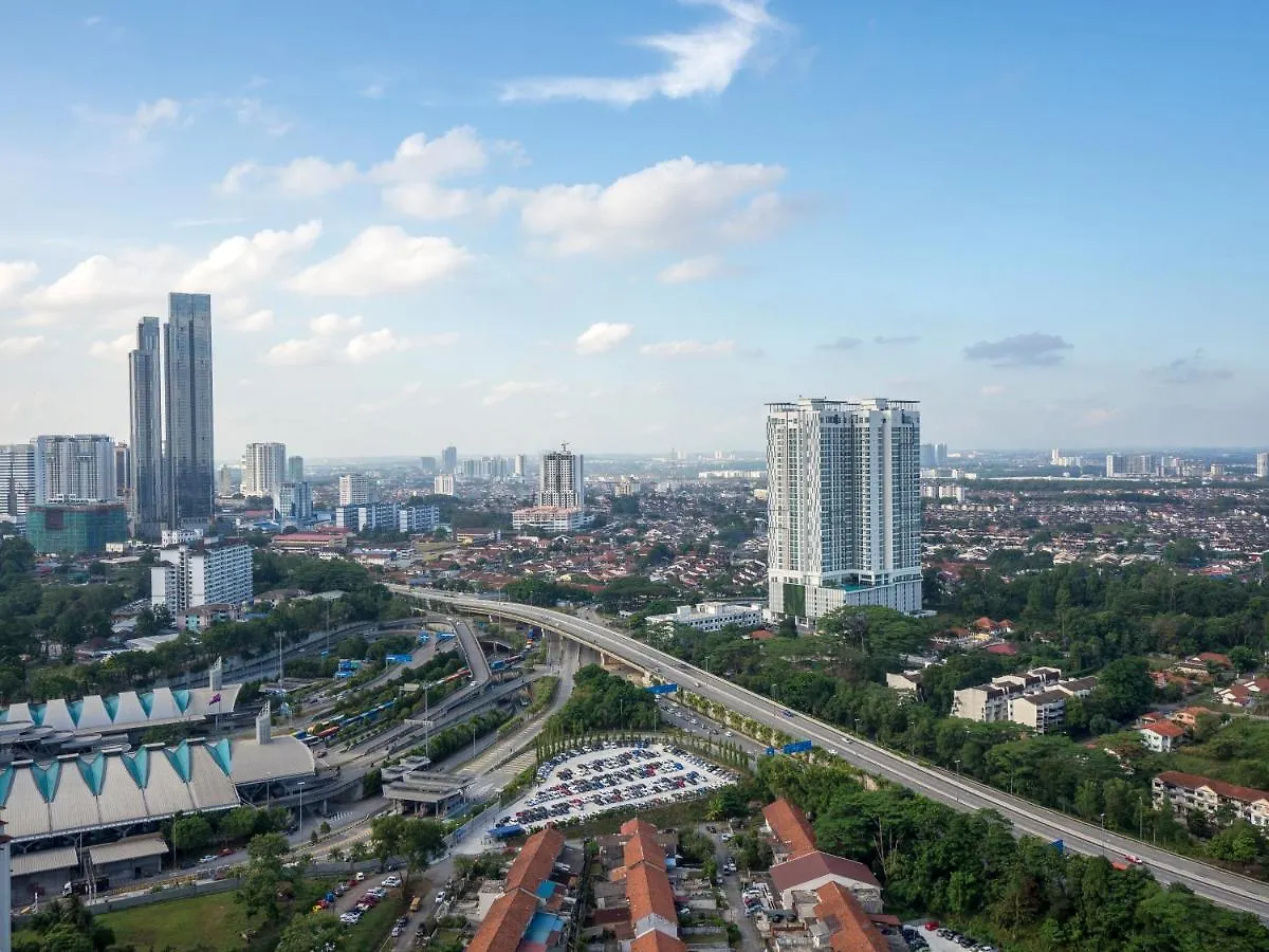 Artsy Homestay In Jb Town Center Near Foodcourt, Malls & Grocery Johor Bahru